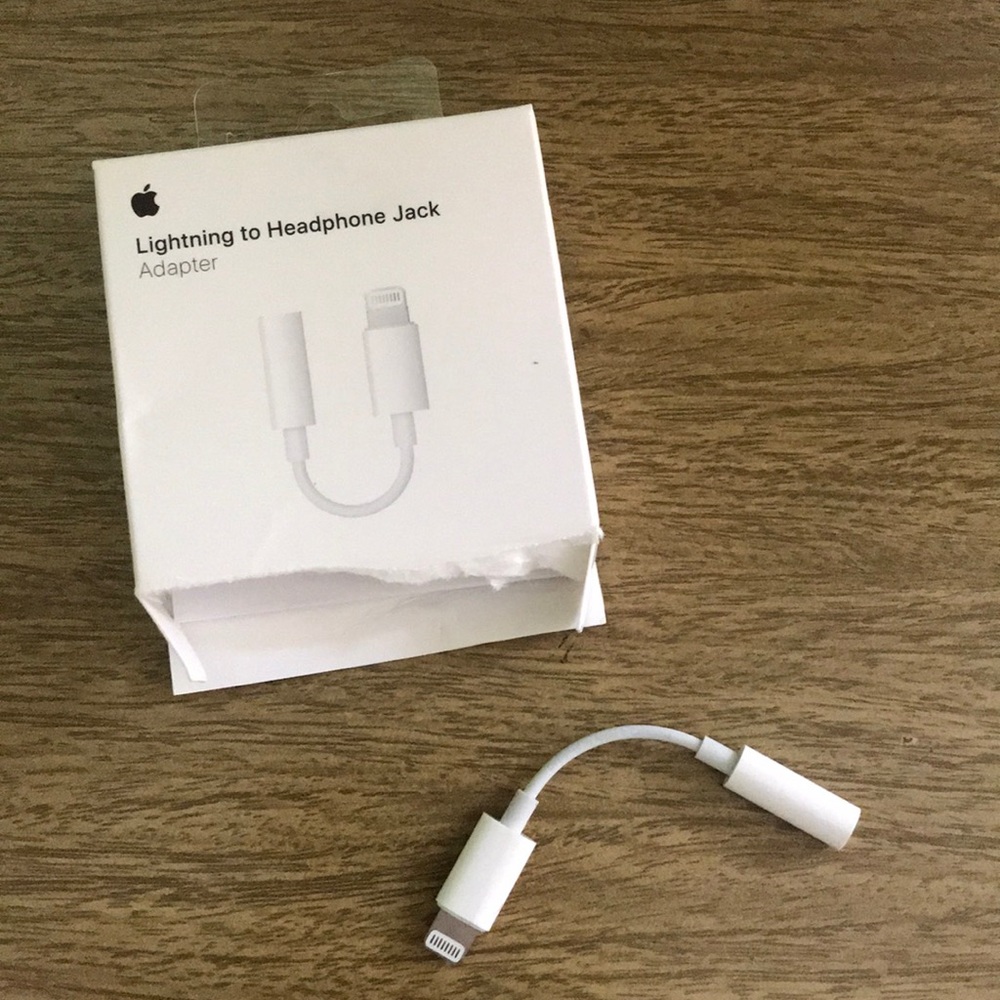 Lightning to Headphone Jack Adapter (Brand New)